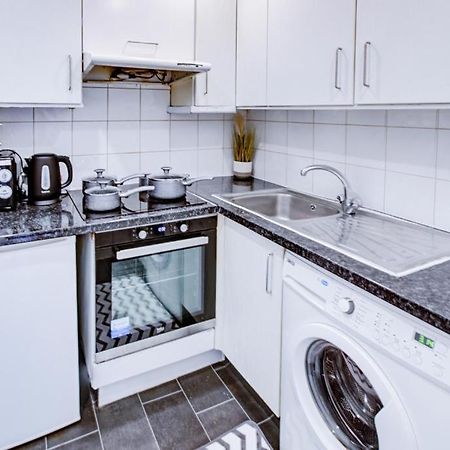 Hyde Park Apartment 2 Bedroom Лондон Екстериор снимка